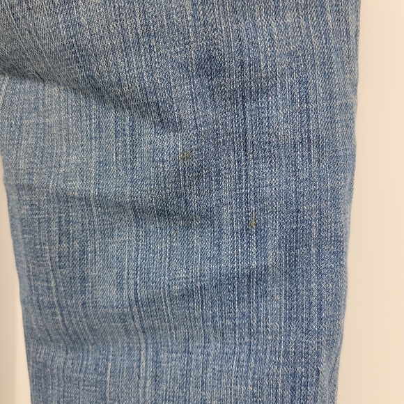 Old Navy Womens The Dreamer Distressed Warn Jeans Size 6 🖤 - Picture 11 of 14